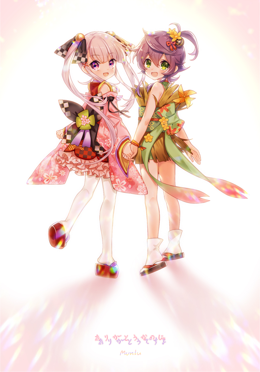 2girls, flower_ornament, green_eyes, hair_ornament, highres, japanese_clothes, kimono, minokichi_(sengoku_bushouki_muramasa)