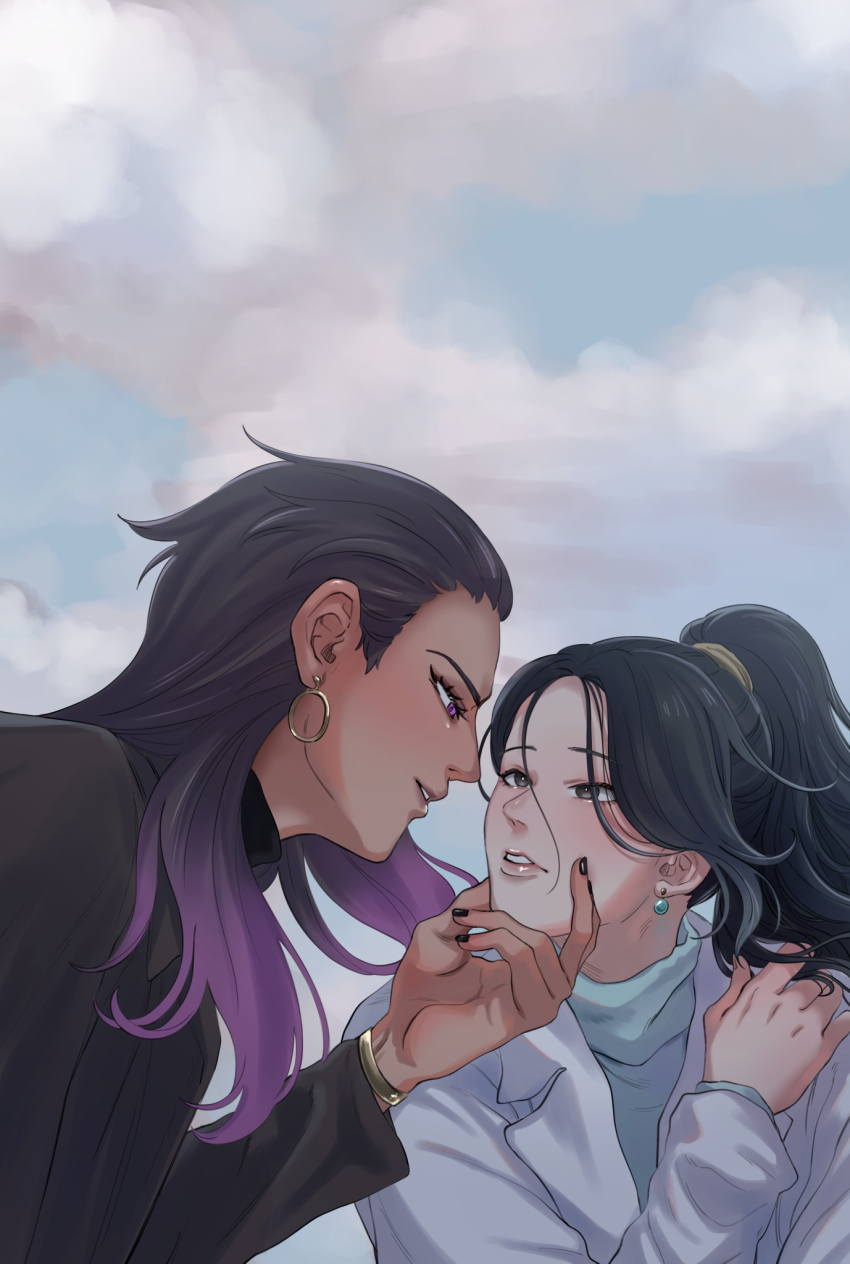 2girls, black_hair, black_jacket, bracelet, brown_eyes, dark-skinned_female, dark_skin, earrings