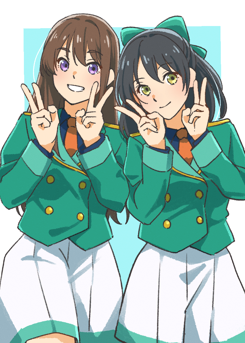 2girls, black_hair, brown_hair, double_v, fuyuhino, green_jacket, grin, hair_ribbon
