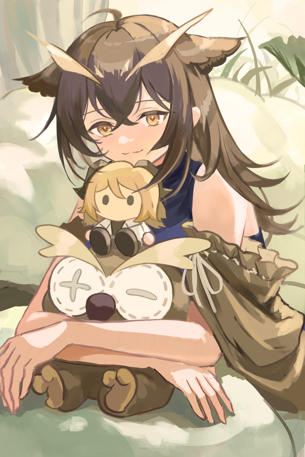 1girl, ahoge, arknights, bare_shoulders, brown_hair, closed_mouth, commentary_request, crossed_arms