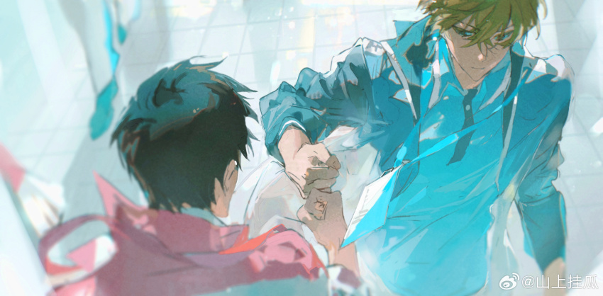 2boys, black_hair, blonde_hair, blue_eyes, blue_jacket, blue_shirt, buttons, chinese_commentary