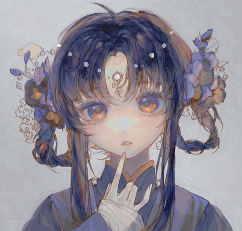 1girl, ahoge, bad_bcy_id, bad_id, beads, black_hair, black_hanfu, braid, braided_hair_rings, bud, chenyue_sak, chinese_clothes, chinese_commentary, circlet, commentary_request, expressionless, eyelashes, finger_to_own_chin, fingernails, flower, grey_background, hair_beads, hair_flower, hair_ornament, hair_rings, hanfu, highres, long_sleeves, looking_at_viewer, orange_eyes, original, parted_bangs, parted_lips, pink_lips, short_hair_with_long_locks, sidelocks, simple_background, sleeves_past_wrists, solo, straight-on, teeth, upper_body, white_flower