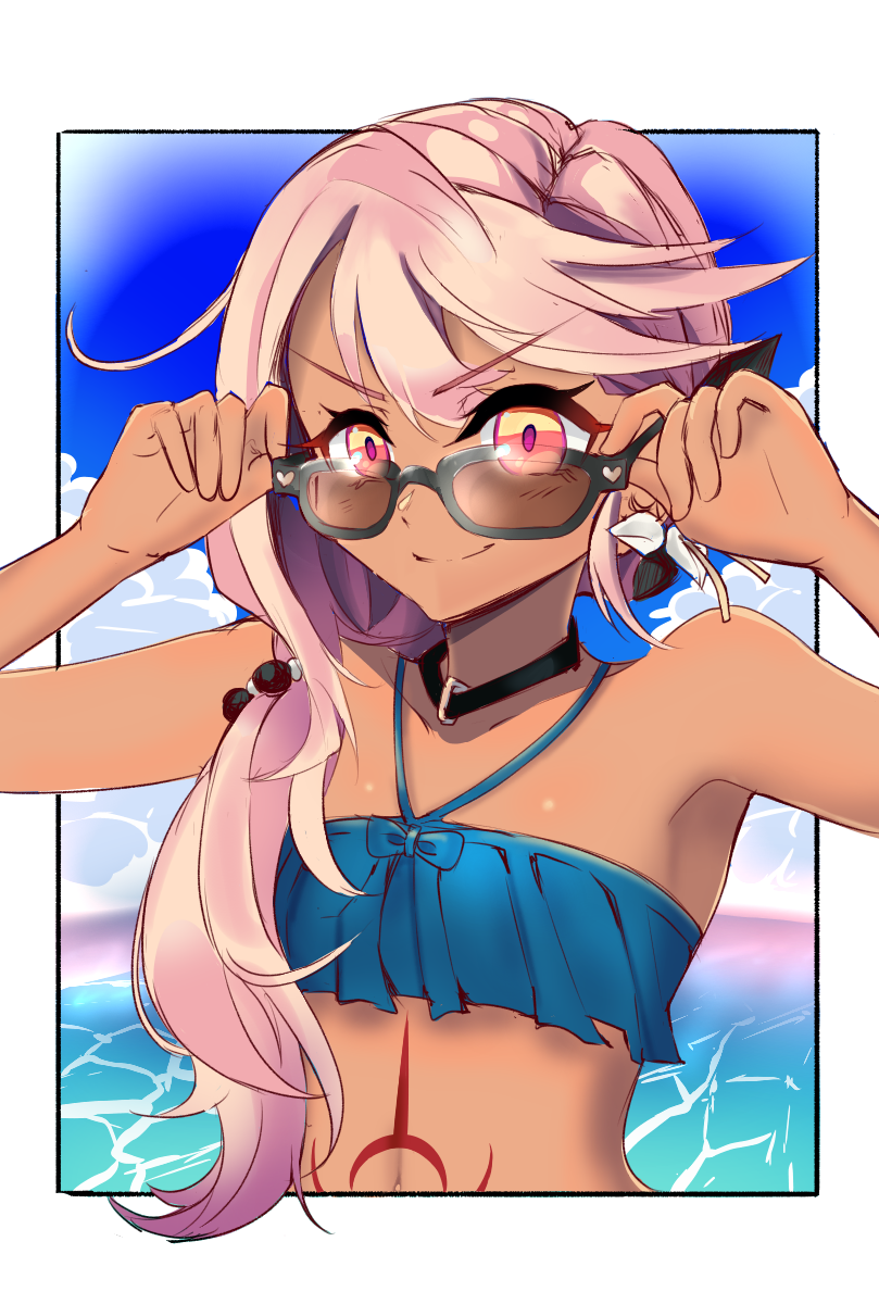 1girl, bandeau, beach, blush, breasts, chloe_von_einzbern, chloe_von_einzbern_(swimsuit_avenger)_(first_ascension), choker