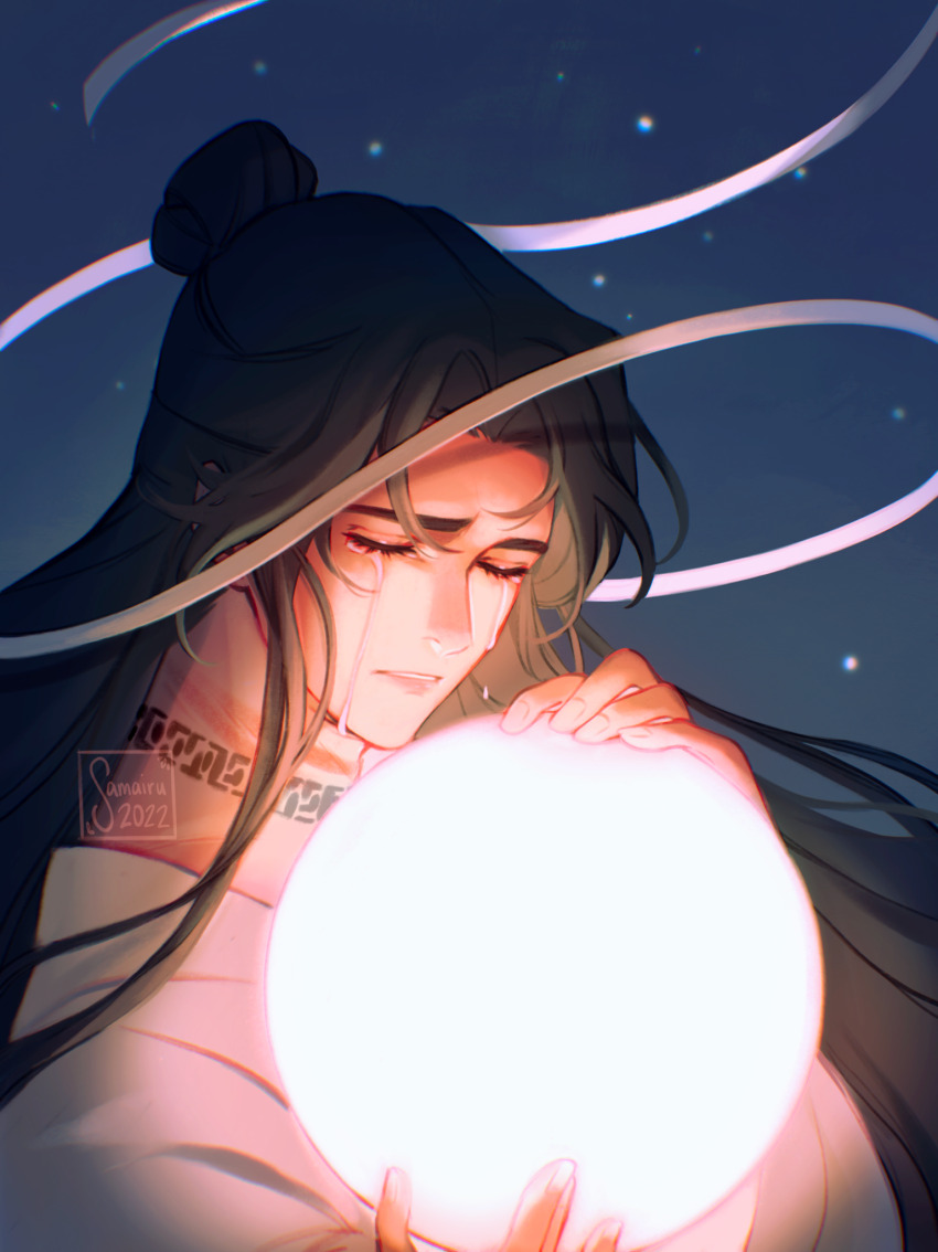 1boy, artist_name, bishounen, blue_background, blue_sky, brown_hair, chinese_clothes, chromatic_aberration