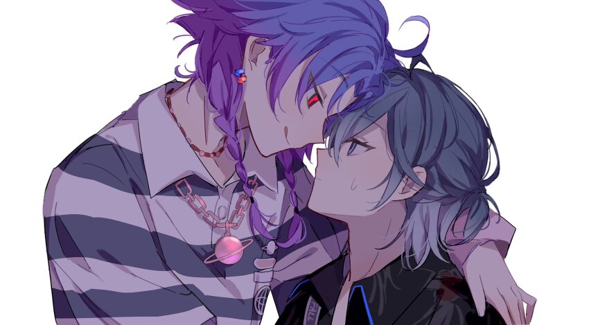 18trip, 2boys, ahoge, arm_around_shoulder, black_shirt, braid, chain, chain_necklace