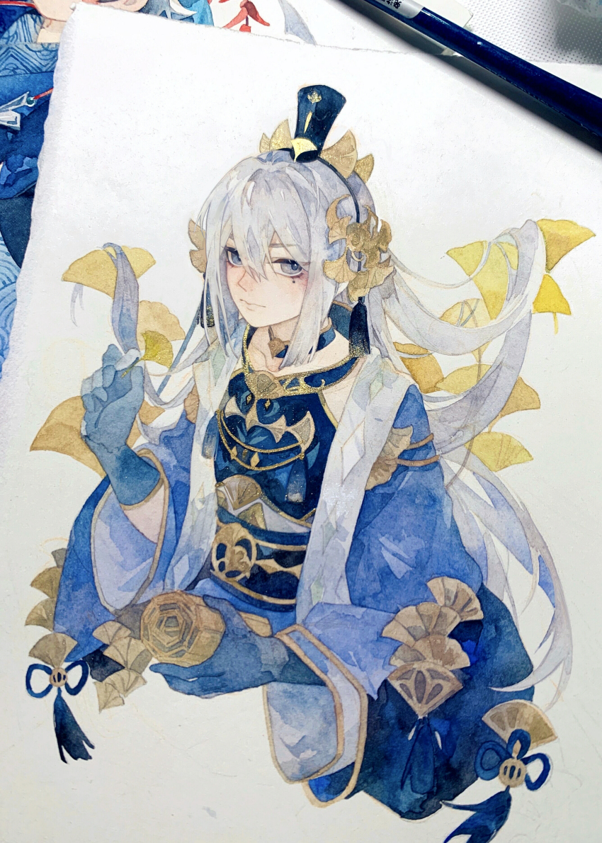 1boy, absurdres, androgynous, art_tools_in_frame, bamboo_slips, black_choker, black_gloves, black_robe, black_sash, blue_eyes, candied_ginkgo_nut_(the_tale_of_food), chinese_clothes, choker, closed_mouth, coat, cropped_torso, expressionless, ginkgo_leaf, gloves, grey_coat, grey_hair, grey_robe, hair_between_eyes, hair_flowing_over, hair_ornament, halterneck, hand_up, hanfu, highres, holding, holding_leaf, holding_scroll, leaf, leaf_hair_ornament, long_hair, long_sleeves, looking_at_viewer, male_focus, mole, mole_under_eye, painting_(medium), photo_(medium), robe, sash, scroll, simple_background, solo, suzumee, tassel, the_tale_of_food, traditional_media, watercolor_(medium), xiao_guan_(headdress)