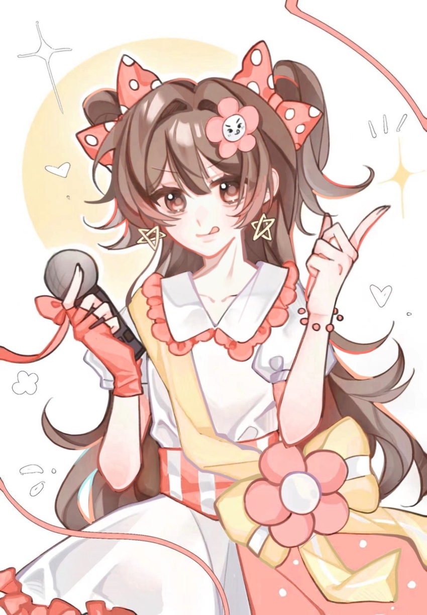 1girl, :q, artist_request, bow, bracelet, chinese_commentary, collared_dress, commentary_request