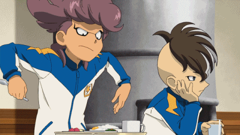 animated, animated_gif, eating, fudou_akio, inazuma_eleven, inazuma_eleven_(series), lowres, male_focus, mohawk, pompadour, tobitaka_seiya