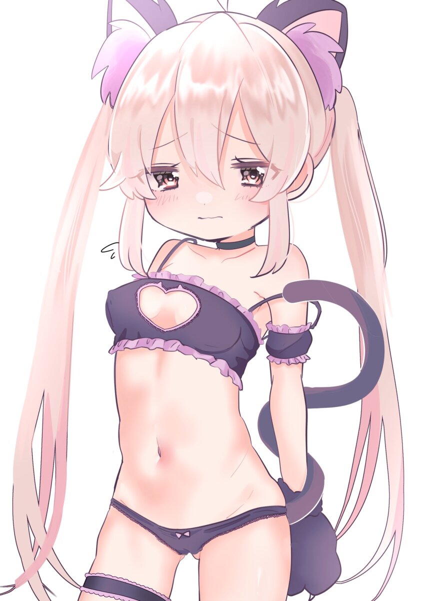 09hkr, 1girl, ahoge, animal_ear_fluff, animal_ears, animal_hands, black_bra, black_choker