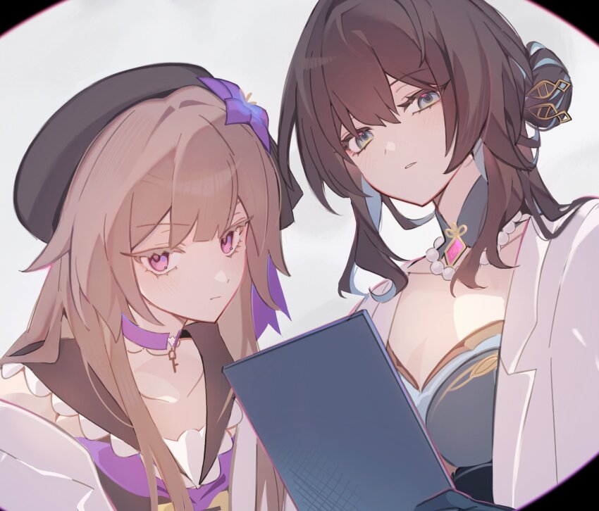 2girls, aqua_dress, aqua_eyes, beret, black_hat, brown_hair, choker, closed_mouth