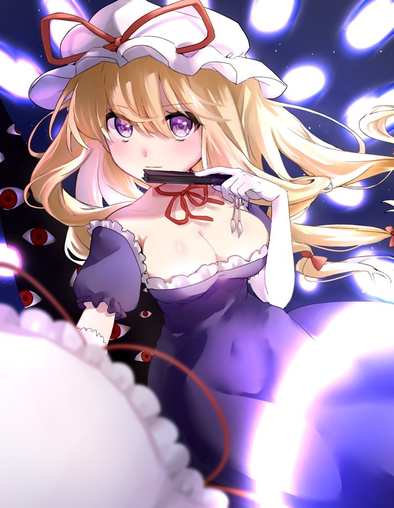 1girl, blonde_hair, bow, breasts, chalc0, choker, cleavage, closed_mouth