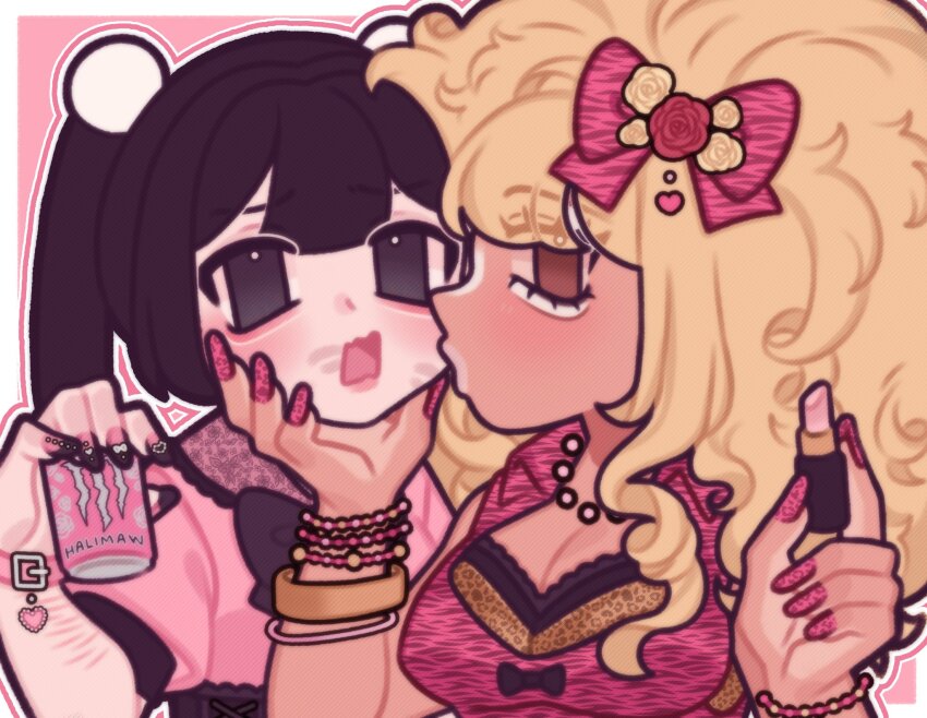 2girls, aegyo_sal, agejo_gyaru, animal_print, black_eyes, black_hair, black_skirt, blonde_hair