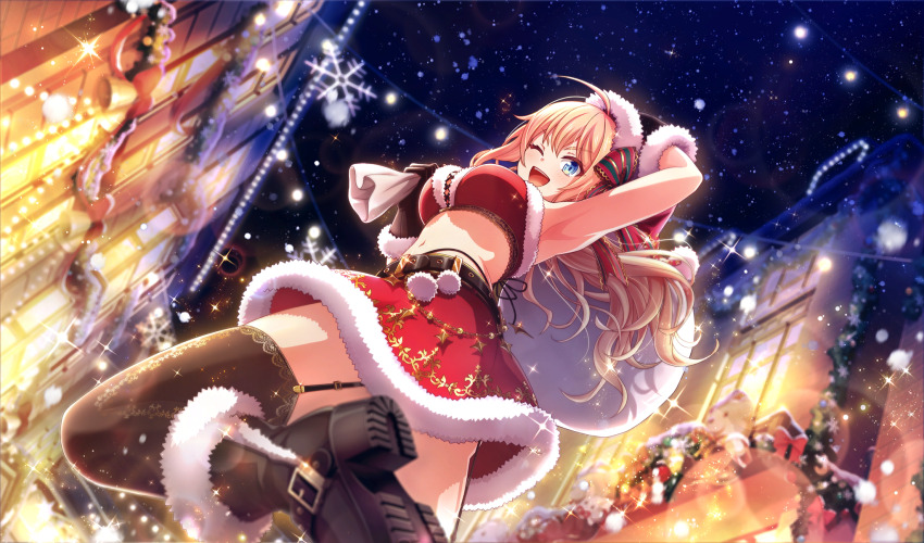1girl, ;d, amelia_thunders, arm_up, belt, black_belt, black_boots, black_gloves, blonde_hair, blue_eyes, blurry, boots, brown_thighhighs, christmas_ornaments, cinderella_series, depth_of_field, dutch_angle, film_grain, from_below, fur-trimmed_boots, fur-trimmed_skirt, fur_trim, game_cg, garter_straps, gloves, hachigatsu_no_cinderella_nine, highres, holding, holding_sack, leg_up, lens_flare, light_particles, looking_at_viewer, navel, night, non-web_source, official_art, one_eye_closed, open_mouth, outdoors, red_skirt, road, sack, santa_costume, santa_gloves, skirt, sky, smile, snowing, solo, sparkle, star_(sky), starry_sky, street, teeth, thighhighs, upper_teeth_only
