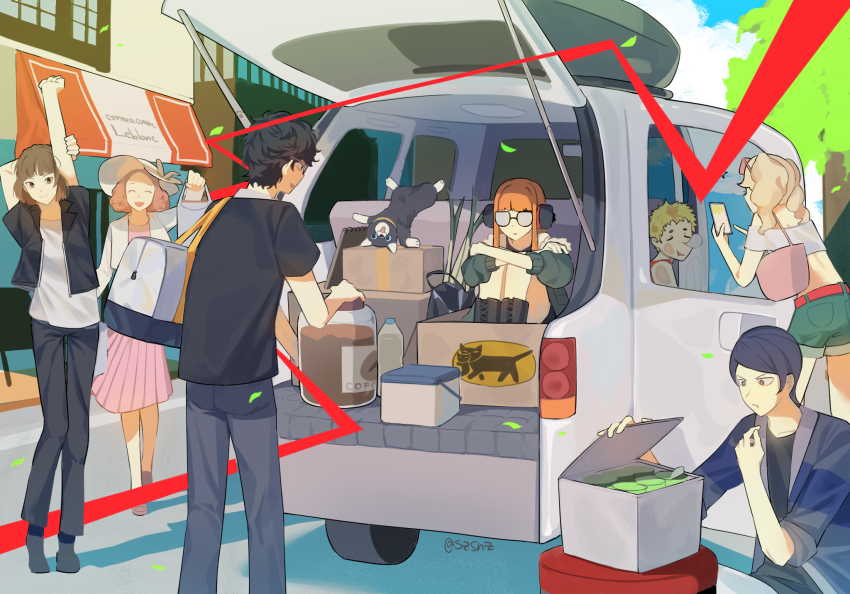 3boys, 4girls, amamiya_ren, arms_up, bag, black_cat, black_hair, blonde_hair, blue_hair, boots, bottle, box, brown_hair, building, car_trunk, cardboard_box, cat, cellphone, closed_mouth, day, eunjae_rice, eyewear_on_head, glasses, hashtag-only_commentary, headphones, highres, holding, holding_phone, jar, kitagawa_yuusuke, morgana_(persona_5), multiple_boys, multiple_girls, niijima_makoto, okumura_haru, opaque_glasses, orange_hair, outdoors, pants, persona, persona_5, persona_5_scramble:_the_phantom_strikers, phone, sakamoto_ryuuji, sakura_futaba, shirt, short_sleeves, sitting, spring_onion, takamaki_anne, twitter_username