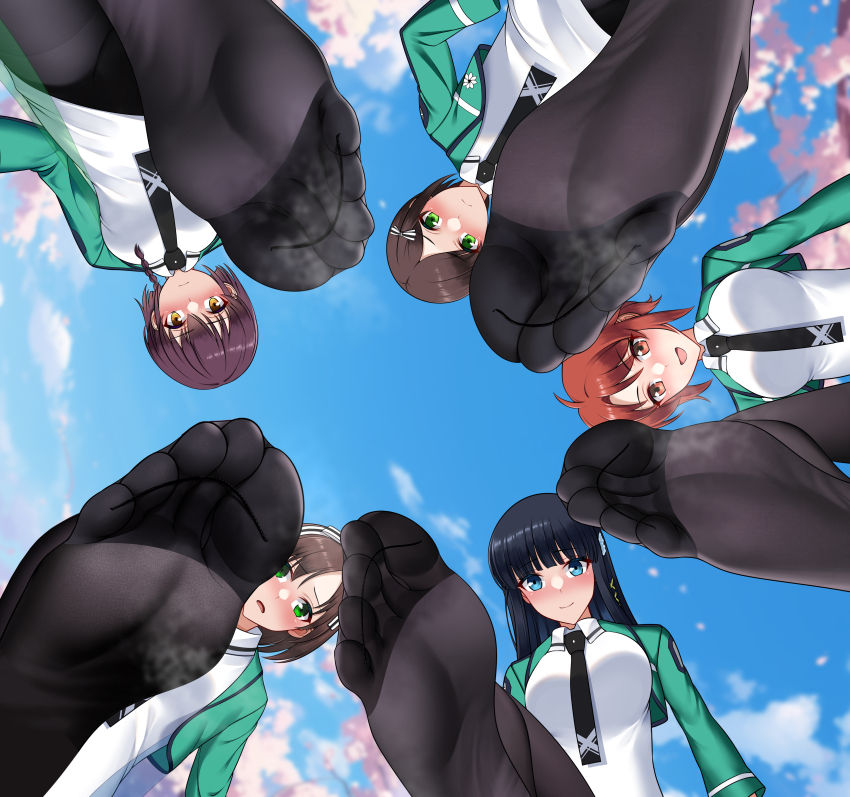 5girls, absurdres, black_hair, blush, brown_hair, chiba_erika, feet, foot_focus, green_eyes, highres, mahouka_koukou_no_rettousei, multiple_girls, oirin, pantyhose, saegusa_izumi, saegusa_kasumi, sakurai_minami, school_uniform, shiba_miyuki, short_hair, sky, smell, toes