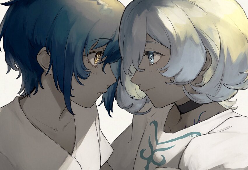 2boys, black_choker, blue_eyes, blue_hair, blush, body_markings, choker, closed_mouth, commentary, dark-skinned_male, dark_blue_hair, dark_skin, eye_contact, hashtag-only_commentary, highres, looking_at_another, male_focus, metaphor:_refantazio, multiple_boys, parted_lips, pmo_qs, profile, protagonist_(metaphor:_refantazio), shirt, simple_background, smile, the_prince_(metaphor:_refantazio), upper_body, white_background, white_hair, white_shirt, yaoi, yellow_eyes