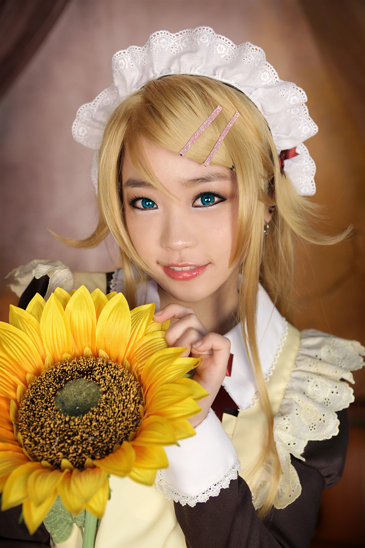 1girl, blonde_hair, blue_eyes, color_contacts, cosplay, cosplay_photo, east_asian, facing_viewer