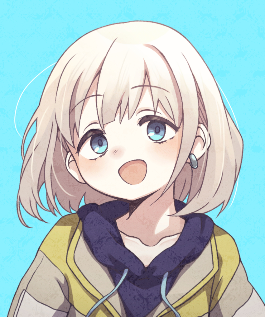 1girl, aqua_background, blue_eyes, blue_hoodie, blush, collarbone, commentary_request, earrings