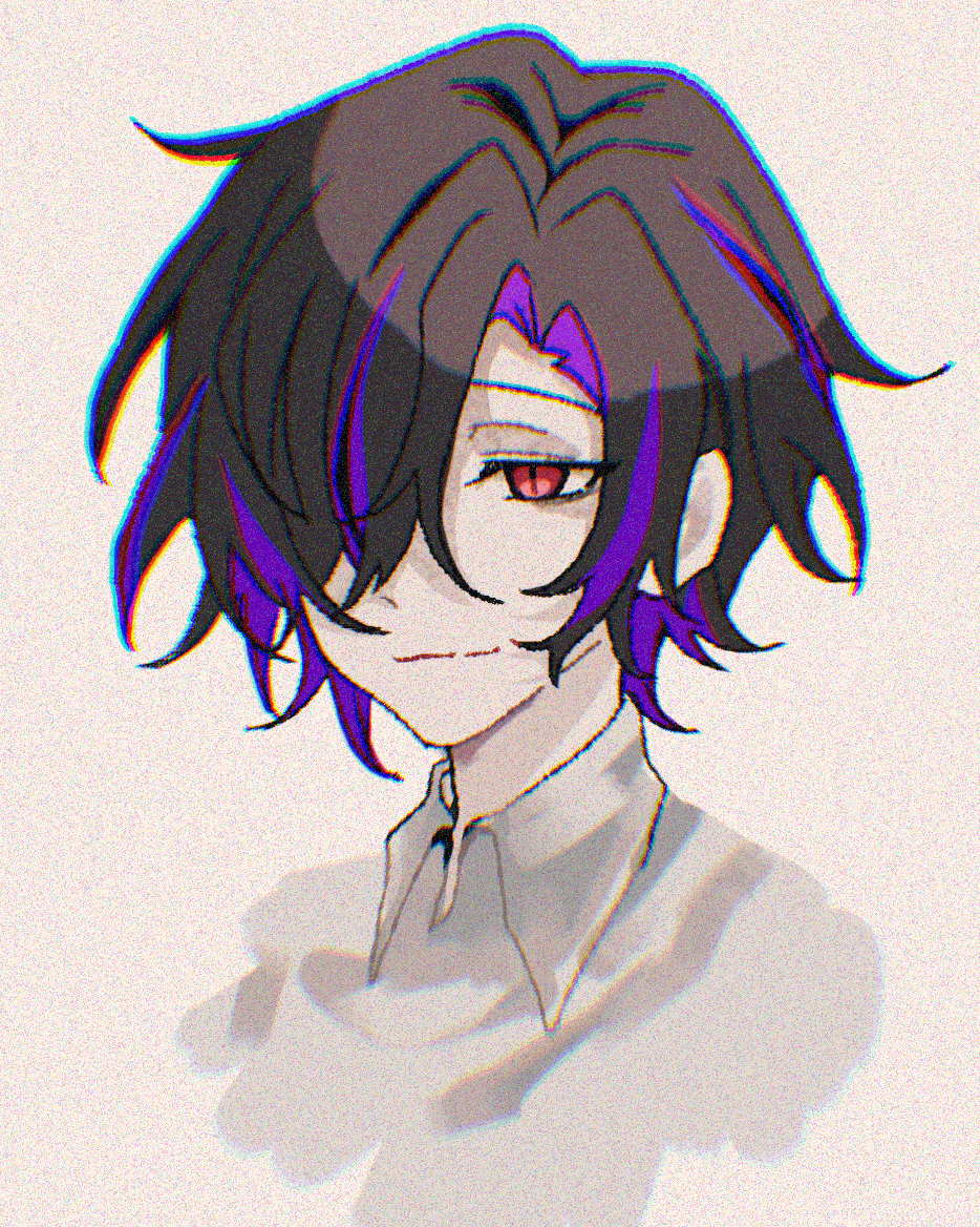 1boy, black_hair, call_of_cthulhu, chinese_commentary, chromatic_aberration, closed_mouth, collared_shirt, commentary_request, cropped_shoulders, film_grain, hair_over_one_eye, jiehaitangsha, male_focus, mian_(mussolier_de_shengzhizhe), multicolored_hair, mussolier_de_shengzhizhe, purple_hair, red_eyes, shirt, simple_background, slit_pupils, smile, solo, streaked_hair, two-tone_hair, white_background, white_shirt