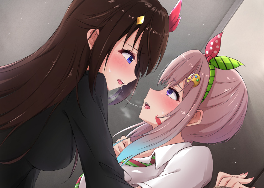 2girls, airani_iofifteen, alternate_costume, black_shirt, blue_eyes, blue_hair, blush, brown_hair