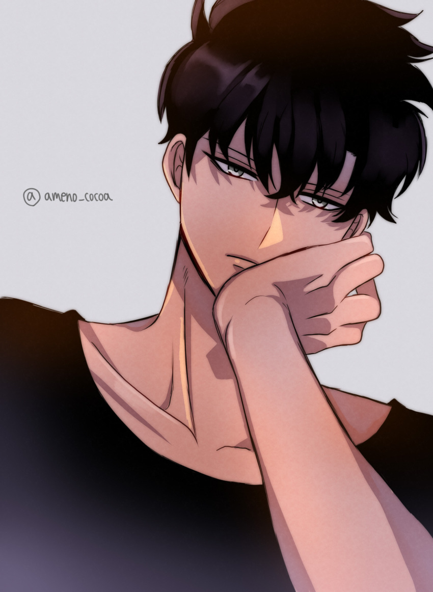 1boy, akina_(user_htkx7587), black_hair, black_shirt, bloom, closed_mouth, collarbone, expressionless, film_grain, grey_background, grey_eyes, hair_between_eyes, hand_on_own_cheek, hand_on_own_face, highres, looking_at_viewer, male_focus, shirt, short_hair, solo_leveling, sung_jin-woo, tumblr_username, twitter_username, upper_body