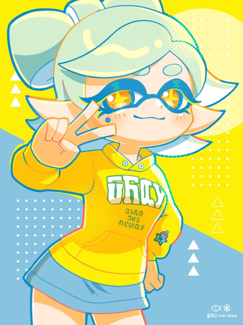 +_+, alternate_costume, hand_on_own_hip, highres, hood, hoodie, inkling, inkling_(language)