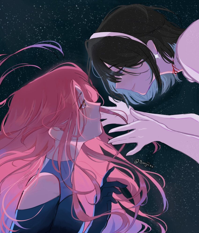 2girls, alien_stage, black_dress, black_gloves, black_hair, blood, blood_on_neck, bob_cut