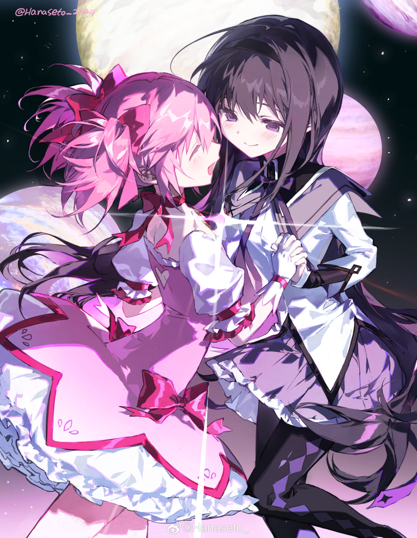 2girls, :d, absurdres, akemi_homura, akemi_homura_(magical_girl), argyle_clothes, argyle_pantyhose, back_cutout