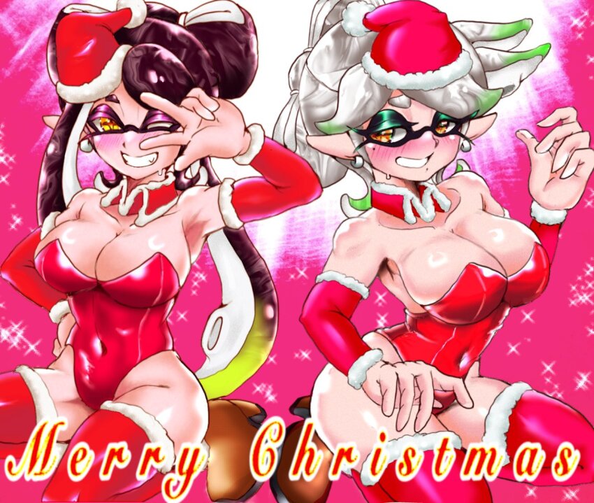 2girls, alternate_costume, blush, boots, breasts, callie_(splatoon), christmas, cleavage, covered_navel, detached_collar, earrings, english_text, fangs, fur_trim, grin, hand_on_own_hip, hand_up, hat, high_heel_boots, high_heels, inkling, jewelry, large_breasts, leotard, looking_at_viewer, marie_(splatoon), mazuo917, merry_christmas, mole, mole_under_eye, multiple_girls, nintendo, one_eye_closed, santa_costume, santa_hat, smile, splatoon_(series), splatoon_1, tentacle_hair, thighhighs, v, yellow_eyes