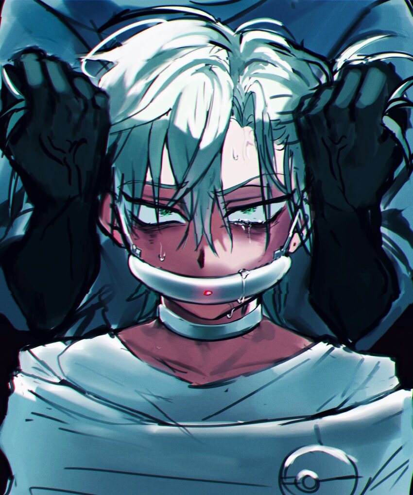 1boy, 1other, 7eiaq3939, absurdres, alien_stage, bunching_hair, choker, commentary_request, covered_mouth, green_eyes, grey_choker, grey_hair, hair_between_eyes, highres, male_focus, out_of_frame, short_hair, solo_focus, straitjacket, sweat, till_(alien_stage), urak_(alien_stage)