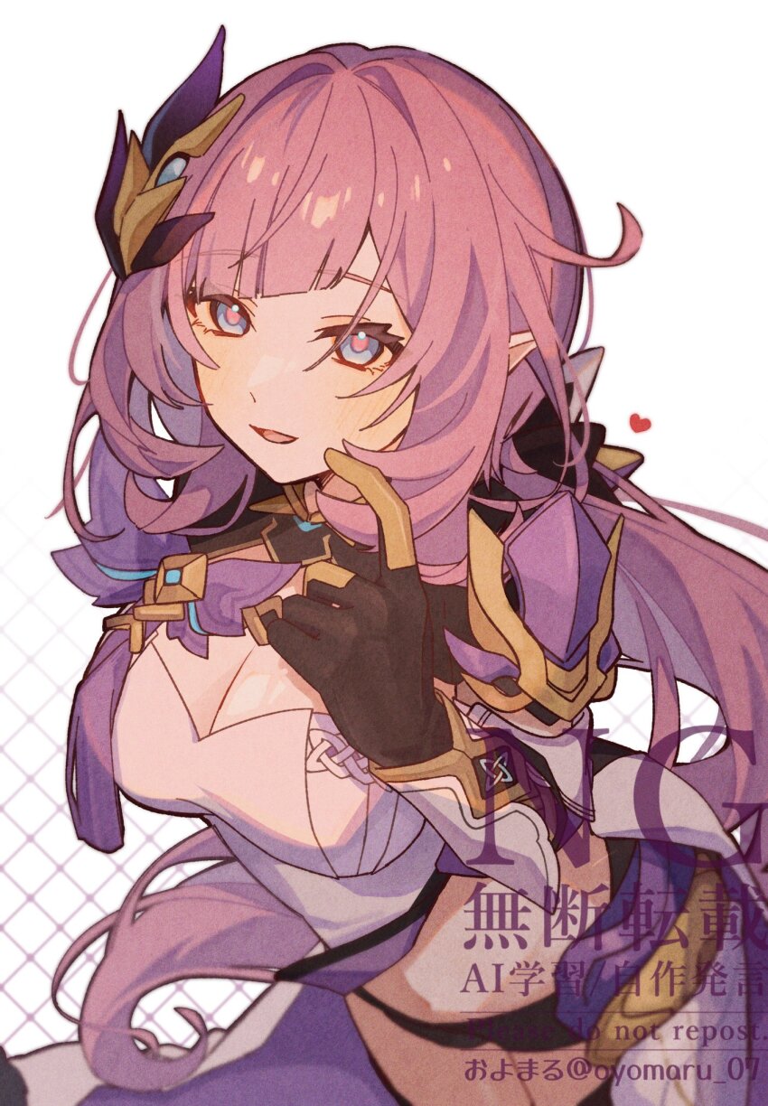 1girl, black_gloves, black_shorts, blue_eyes, breasts, cleavage, corset, cowboy_shot