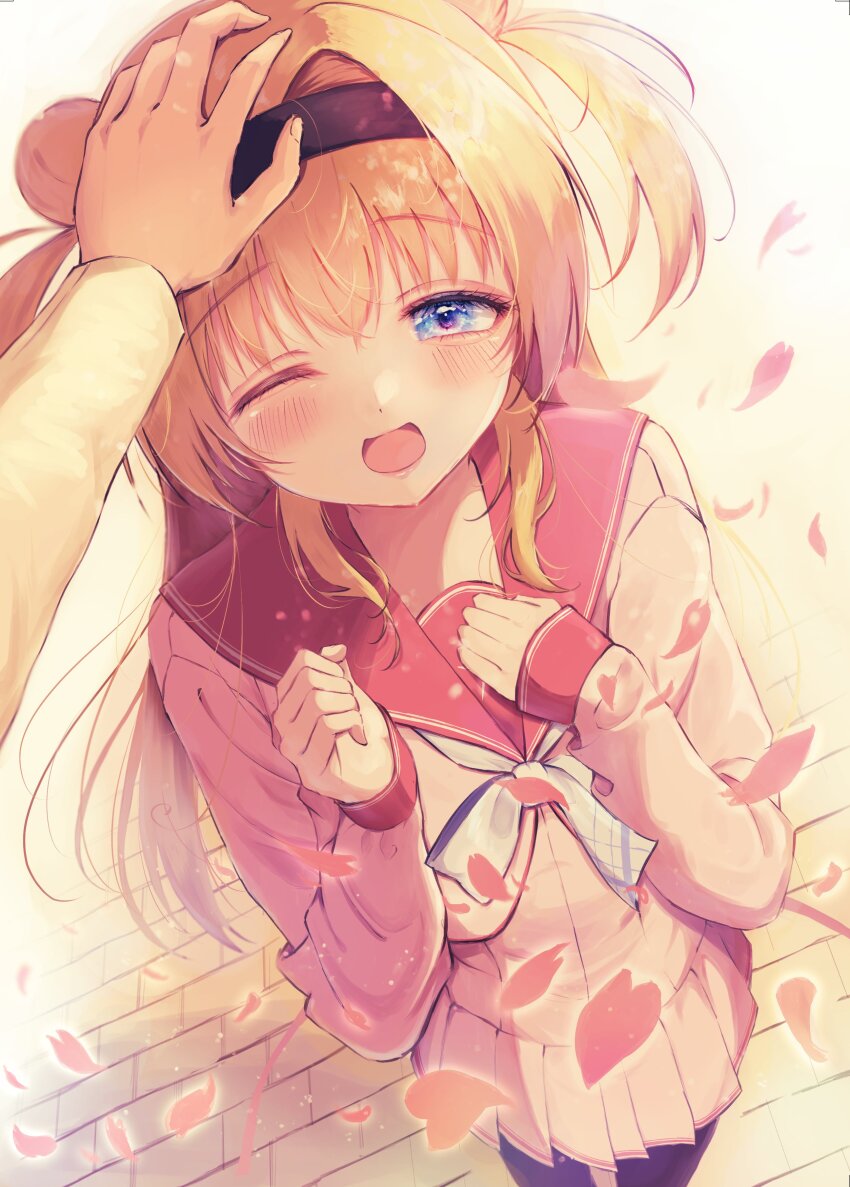 1boy, 1girl, ;d, absurdres, ashiyu0330, black_hairband, blonde_hair, blue_eyes