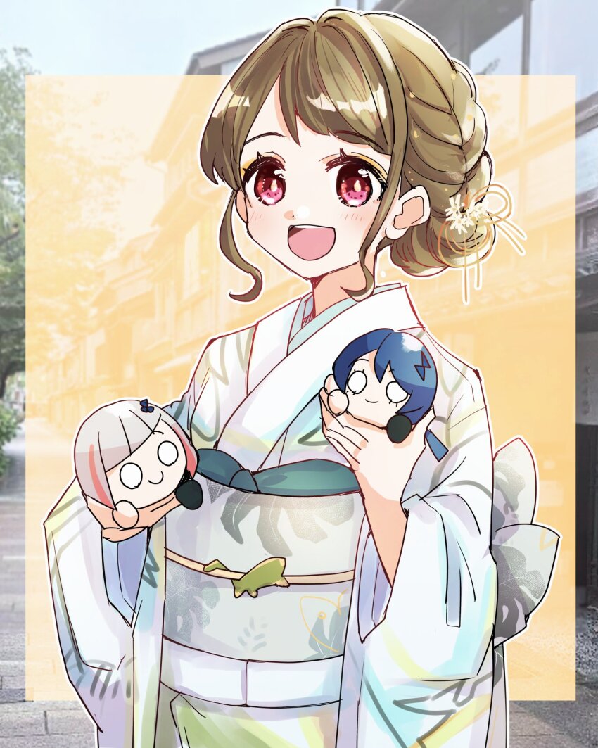 1girl, :d, blue_hair, blush, bob_cut, brown_hair, c:, character_doll, closed_mouth, colored_inner_hair, commentary_request, diagonal_bangs, doll, dollchestra, grey_hair, hasu_no_sora_karuta_(love_live!), highres, holding, holding_stuffed_toy, inverted_bob, kachimachi_kosuzu, kachimachi_kosuzu_(hasu_no_sora_karuta), kanduki_kamibukuro, kazuemachi_(kanazawa), link!_like!_love_live!, looking_at_viewer, love_live!, low_twintails, multicolored_hair, murano_sayaka, nesoberi, o_o, official_alternate_costume, official_alternate_hairstyle, open_mouth, outline, photo_background, pink_eyes, red_hair, short_hair, sidelocks, smile, solo, streaked_hair, stuffed_animal, stuffed_toy, swept_bangs, twintails, upper_body, virtual_youtuber, white_outline, yellow_background, yugiri_tsuzuri