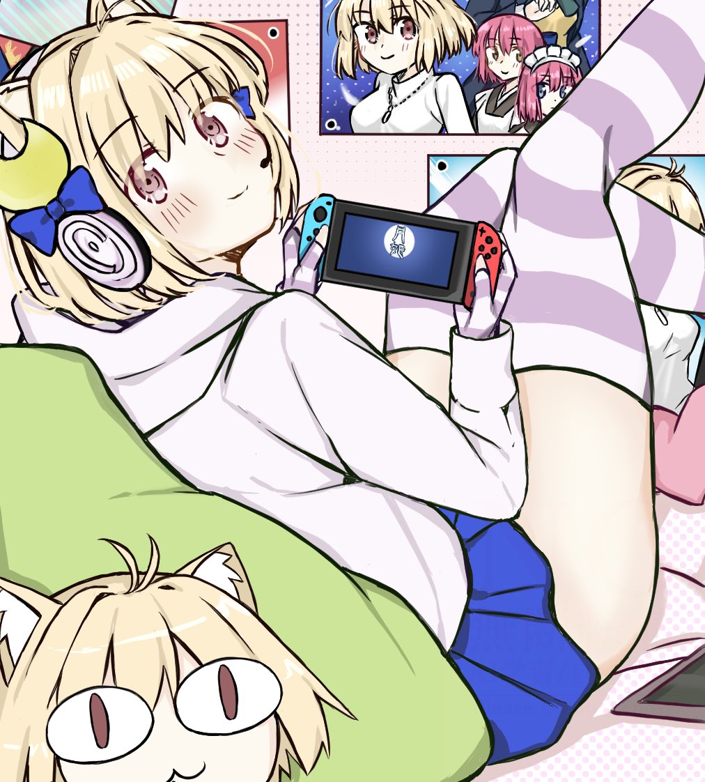 02surume, ahoge, animal_ears, arcueid_brunestud, blonde_hair, blush, cat_ears, cat_girl, dual_persona, fate/grand_order, fate_(series), fingerless_gloves, gloves, headphones, hisui_(tsukihime), hood, hoodie, indoors, kohaku_(tsukihime), looking_at_viewer, neco-arc, nintendo_switch, phantas-moon, phantas-moon_(second_ascension), playing_games, playing_video_games, poster_(object), red_eyes, short_hair, skirt, space_phantas-moon_another_christmas, thighhighs, tsukihime, tsukihime_(remake)