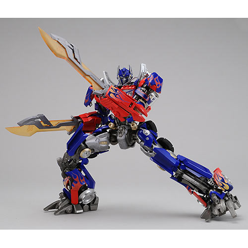 arm_blade, autobot, dual_wielding, figure, giant_robot, holding, lowres, mecha