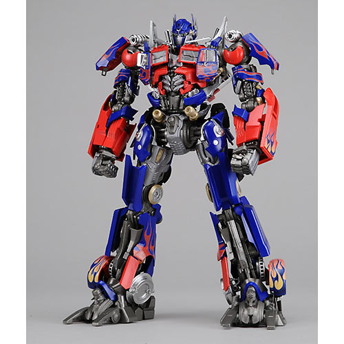 autobot, clenched_hands, figure, lowres, model, optimus_prime, photo_(medium), standing