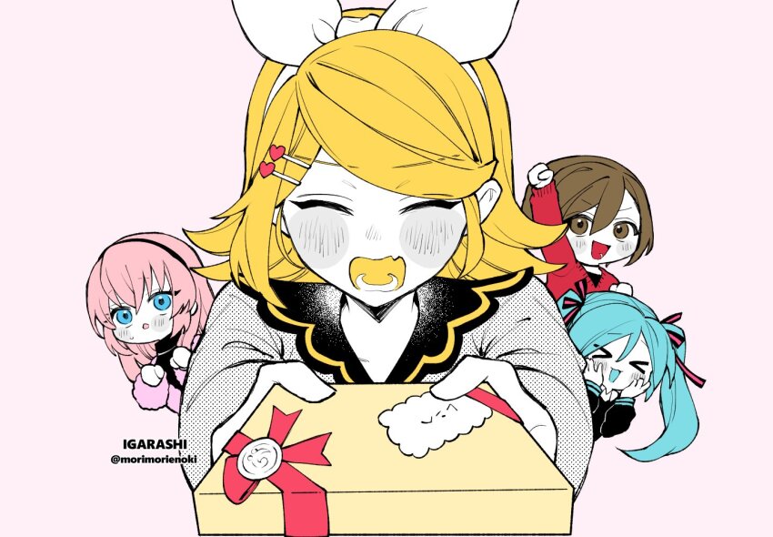 >_<, :3, aqua_hair, artist_name, bass_clef, black_cardigan, black_sailor_collar, blonde_hair