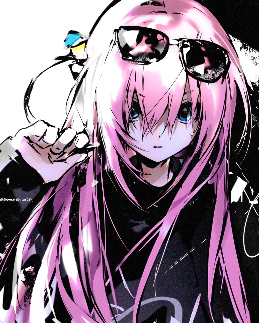 1girl, black_sweater, blue_eyes, bocchi_the_rock!, gotoh_hitori, hanaseto, hand_up, highres