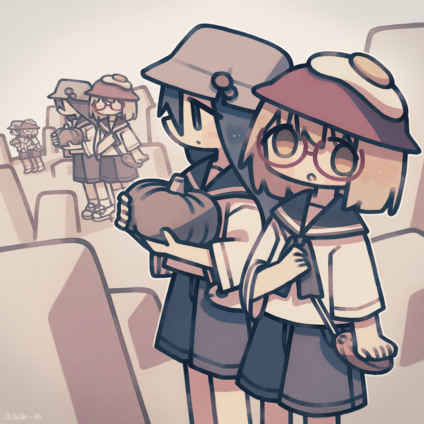 2girls, black_hair, black_sailor_collar, black_shorts, blonde_hair, brown_hat, clone, feet_out_of_frame