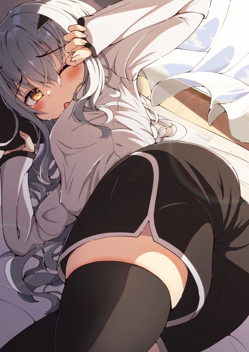 1girl, ass, black_shorts, black_thighhighs, blush, breasts, dolphin_shorts, fate/grand_order