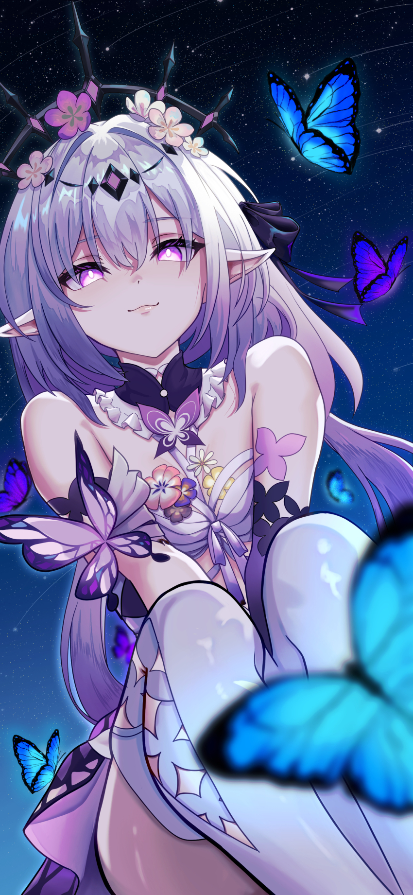 1girl, absurdres, bare_shoulders, blue_background, blue_butterfly, blurry, blurry_foreground, breasts, bug, butterfly, castorice_(honkai:_star_rail), closed_mouth, commentary, flower, glowing, glowing_eyes, gradient_background, hair_flower, hair_ornament, highres, honkai:_star_rail, honkai_(series), insect, long_hair, looking_at_viewer, medium_breasts, pink_flower, pointy_ears, purple_butterfly, purple_eyes, purple_hair, purple_pupils, roze_(roze_rium), smirk, solo, thighhighs, thighs, very_long_hair, white_thighhighs