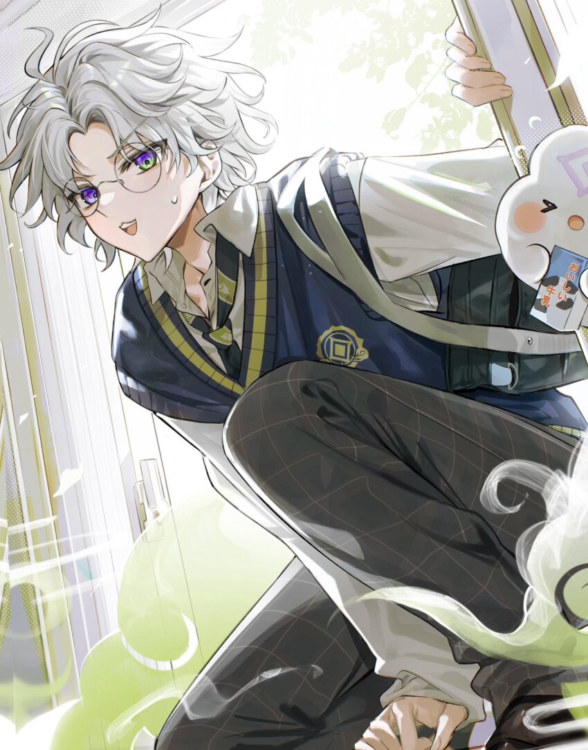 >_<, 1boy, :o, antenna_hair, arm_support, bag, black_necktie, bloom