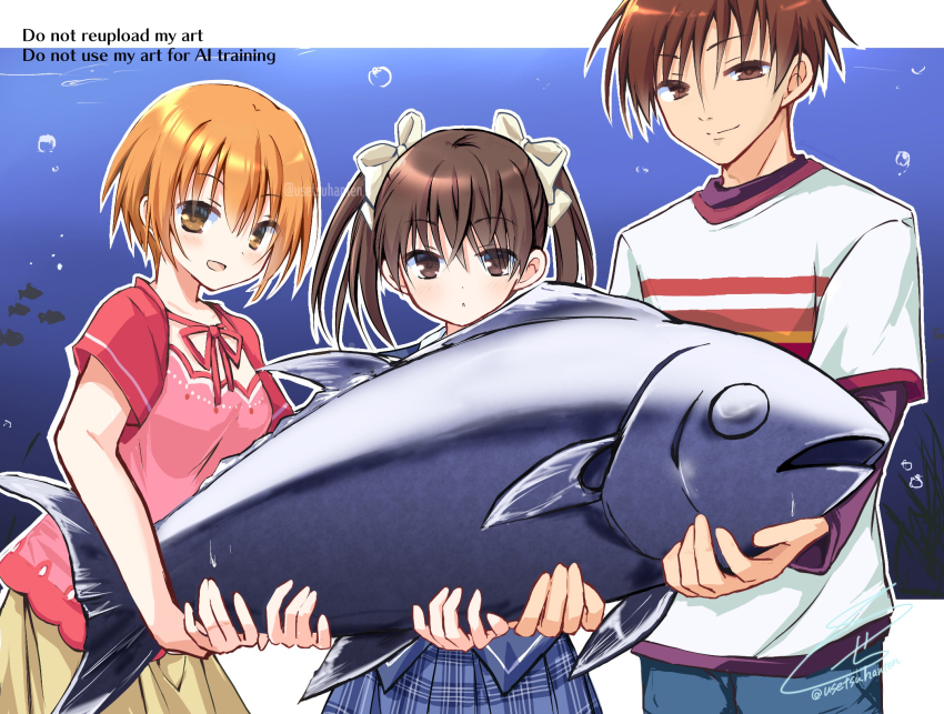 >:), 1boy, 1girl, 2girls, :d, air_bubble, animal, blue_skirt