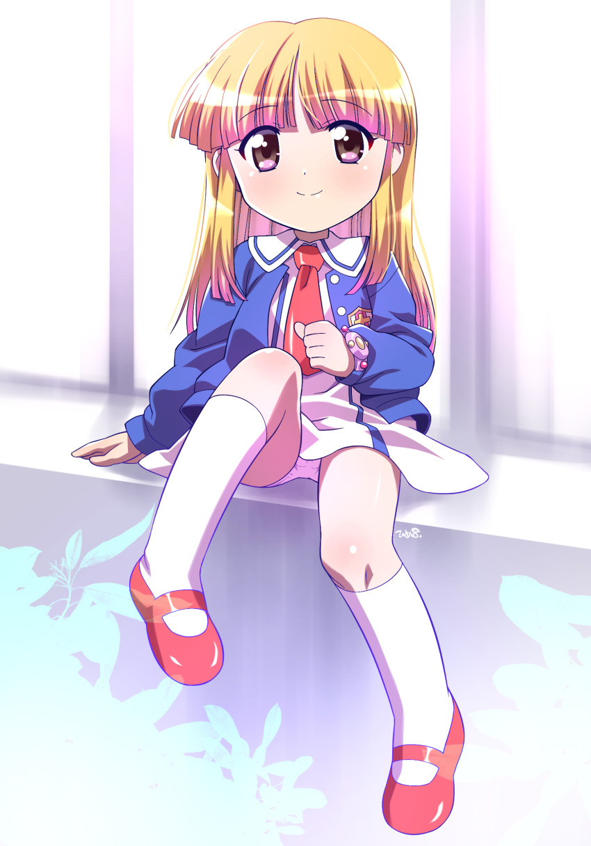 1girl, blonde_hair, blue_cardigan, blunt_bangs, blunt_sidelocks, brown_eyes, cardigan, closed_mouth