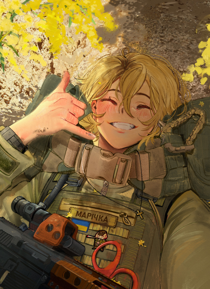 1girl, ahoge, ammunition_pouch, assault_rifle, azov_battalion, belt_pouch, blonde_hair, blush, buckle, callsign, chibi, cigarette, clenched_teeth, closed_eyes, cross, cross_necklace, cyrillic, facing_viewer, fang, green_jacket, green_vest, grin, gun, highres, jacket, jewelry, marichka, medium_hair, messy_hair, military, military_combat_uniform, military_patch, military_uniform, morale_patch, necklace, original, patch, pouch, rifle, russo-ukrainian_war, scissors, shaka_sign, smile, soldier, solo, teeth, tomboy, ukraine, ukrainian_flag, ukrainian_text, usergore, vest, vest_pouch, war, watch, weapon, zipper, zipper_pull_tab