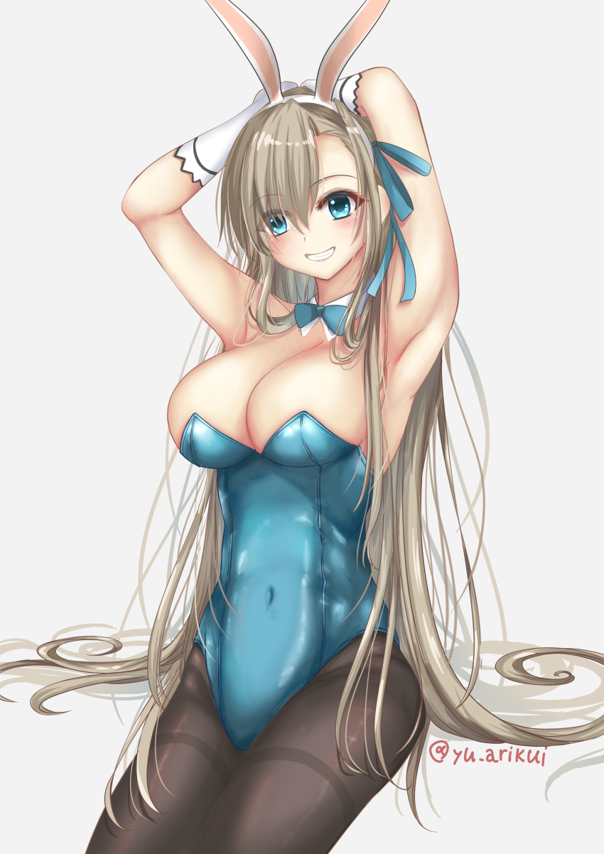 1girl, :d, absurdres, animal_ear_hairband, animal_ears, armpits, asuna_(blue_archive), asuna_(bunny)_(blue_archive), asymmetrical_bangs, black_pantyhose, blonde_hair, blue_archive, blue_bow, blue_bowtie, blue_eyes, blue_leotard, blush, bow, bowtie, breasts, collar, commentary, covered_navel, detached_collar, fake_animal_ears, gloves, grey_background, grin, hairband, highres, large_breasts, leotard, long_hair, looking_at_viewer, mashiro_yuu_(yu_arikui), open_mouth, pantyhose, playboy_bunny, rabbit_ear_hairband, rabbit_ears, sitting, smile, solo, teeth, twitter_username, very_long_hair, white_collar, white_gloves
