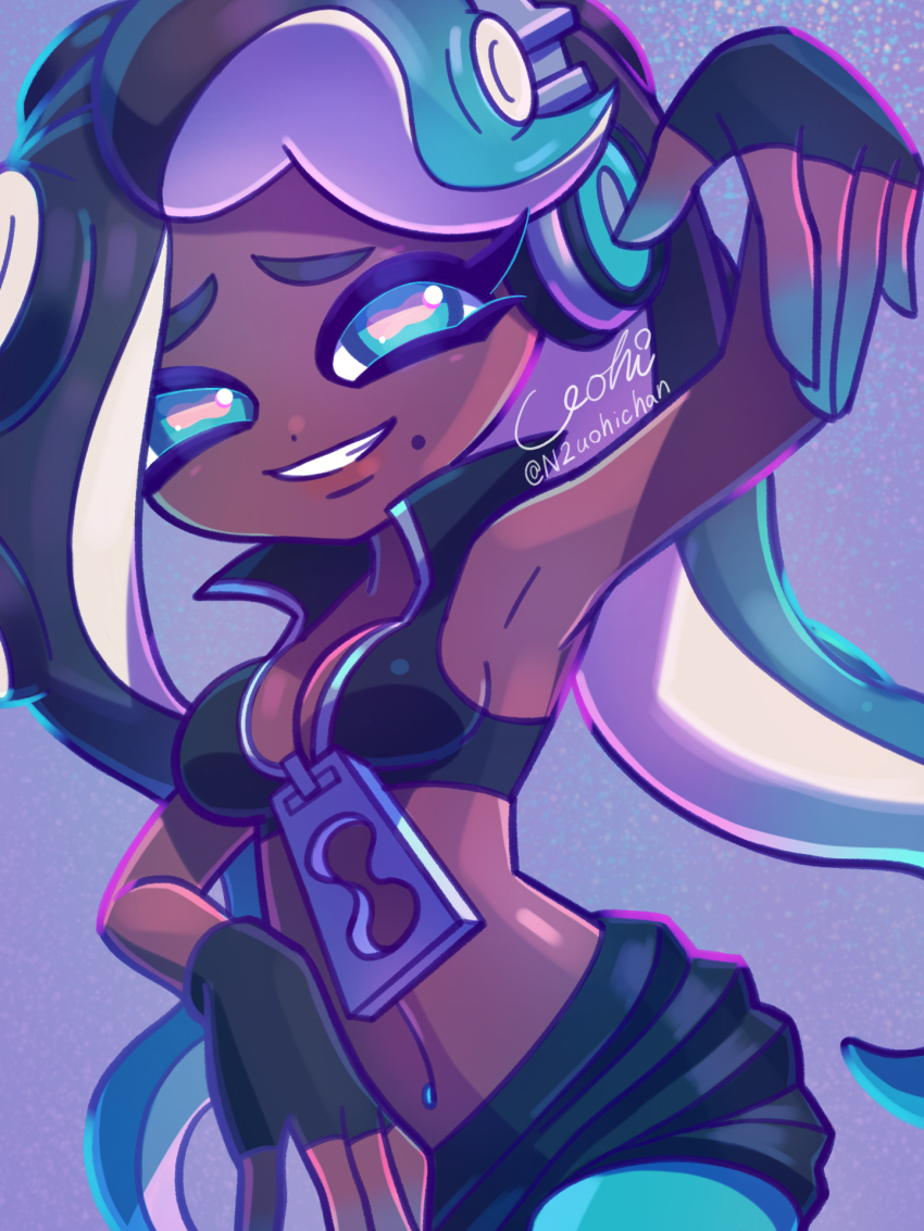 1girl, aqua_eyes, aqua_hair, aqua_pantyhose, black_gloves, black_hair, black_shirt, black_shorts