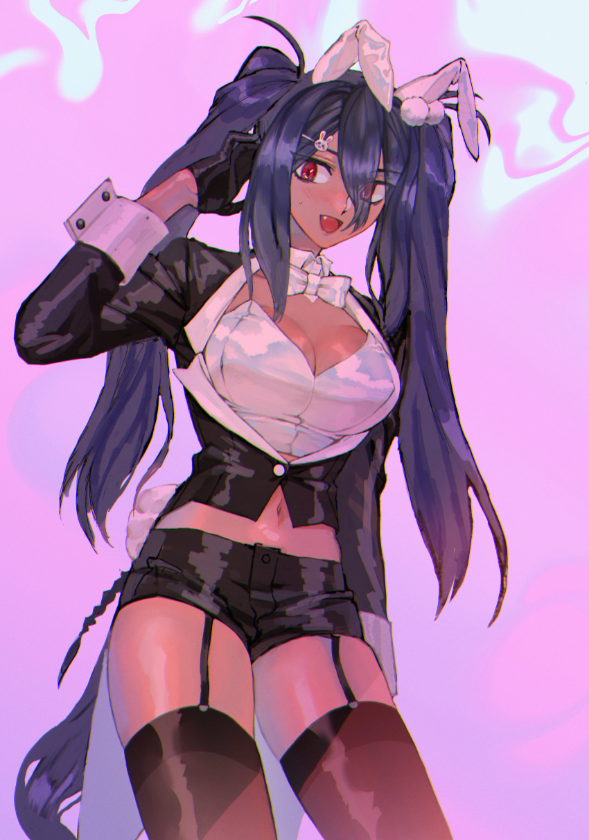 1girl, absurdres, alternate_costume, alternate_hairstyle, arm_at_side, bandeau, black_gloves, black_jacket