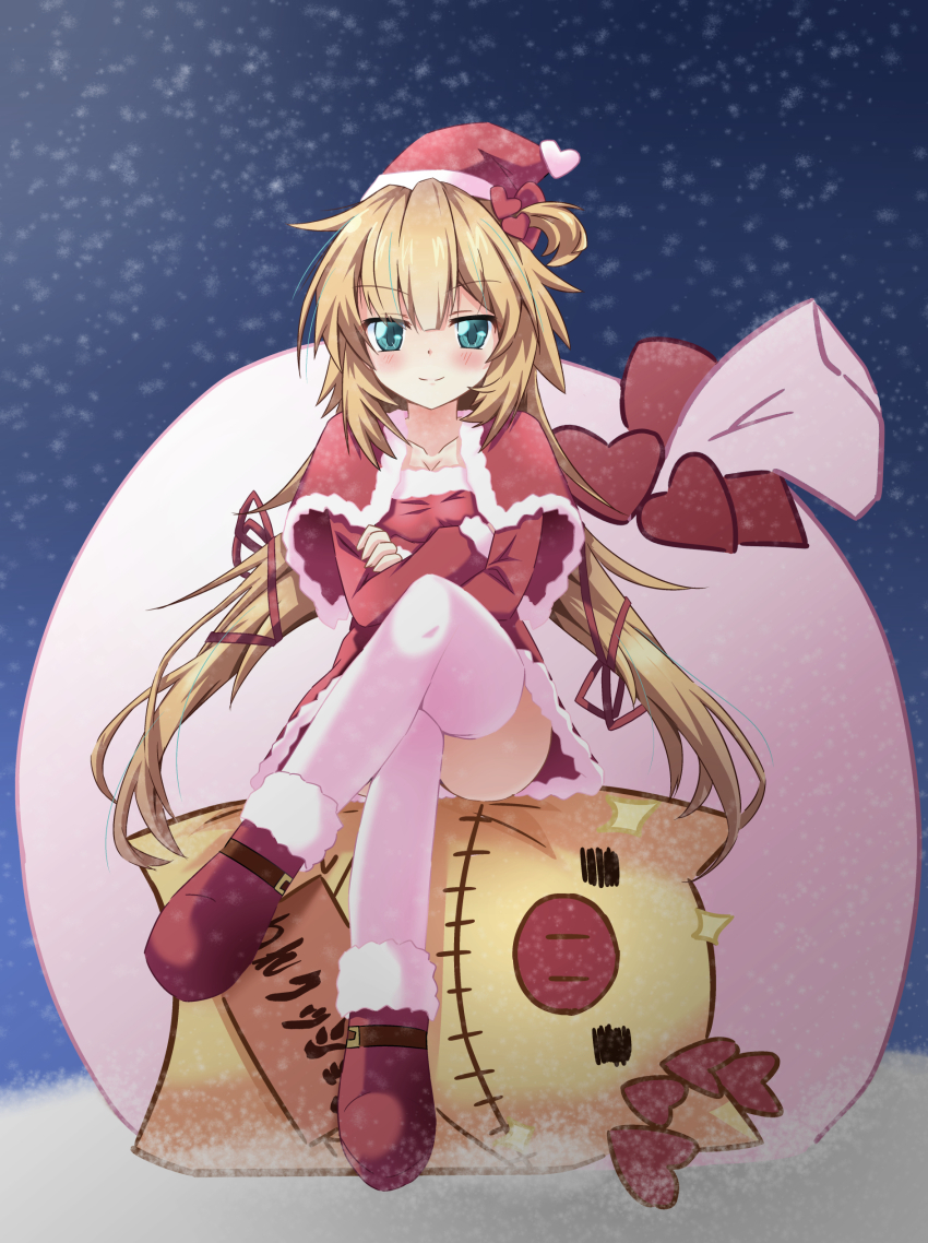 1girl, absurdres, akai_haato, alternate_costume, blonde_hair, blue_eyes, blush, capelet