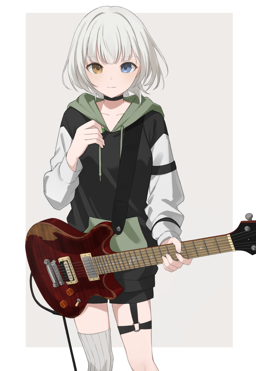 1girl, absurdres, bang_dream!, bang_dream!_it's_mygo!!!!!, black_hoodie, black_shorts, blue_eyes, border